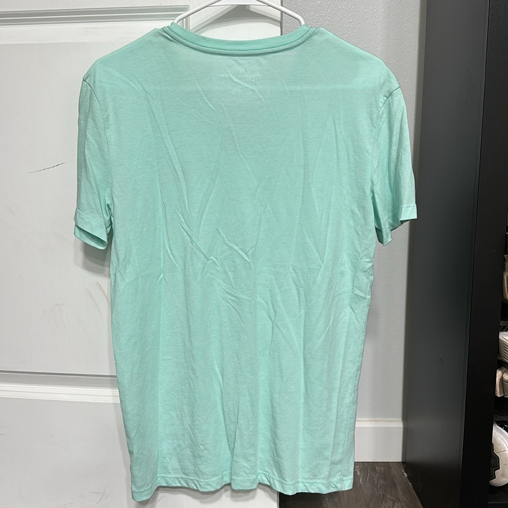Men’s S American Eagle V-neck - Picture 3 of 3